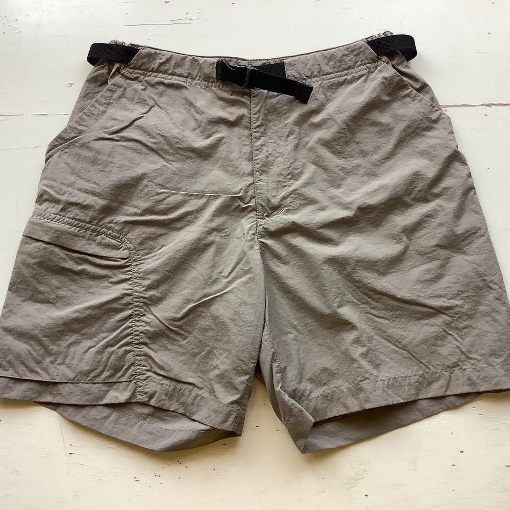 Women’s REI lightweight quick dry Khaki Tan Cargo Shorts SZ Medium